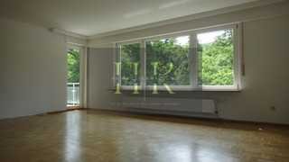 Vermietete große 3 Zimmer Wohnung mit 2 Balkonen in beliebter Lage von Pforzheim!