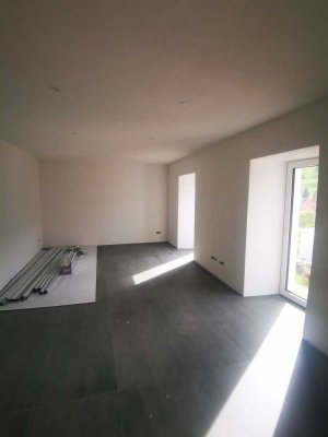 Besichtigen OG-8 **Erstbezug - Neubaustandart ab 15.10. naturnah und in Premiumausstattung**