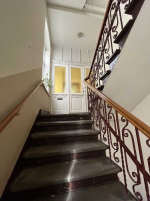 Großzügige Altbauwohnung inkl. Balkon, Gärten in der Südstadt