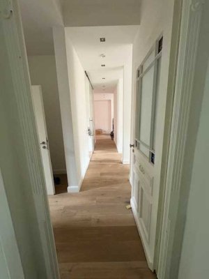 Traumwohnung in Top Lage - Energetisch sanierter Altbau