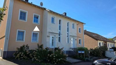 Sehr ruhig u.helle 3-ZW im 1.OG eines 2-FH mit BLK und Blick in den Garten - Erlensee-Lagendiebach !