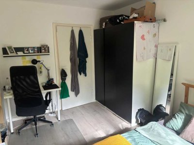 Stilvolle 3-Raum-Erdgeschosswohnung mit Balkon und Einbauküche in Aachen