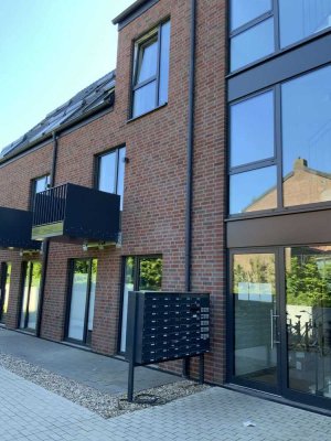 *Neubau aus 2022* 4-Zimmer-Wohnung, 3 Bädern, 3 Balkone, Loggia, Keller, Tiefgarage in MS-Gievenbeck