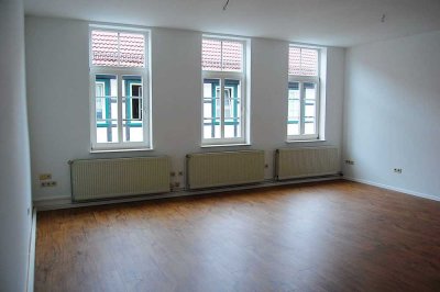 Modernisiertes 1 Zimmer Appartement, Küche, Bad direkt in der Alfelder City