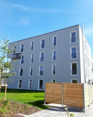 Lichtdurchflutete 3 Zimmerwohnung mit einladender Dachterrasse