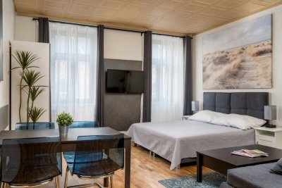 1-Zimmerwohnung mit eigenem Garten im ruhigen Innenhof!