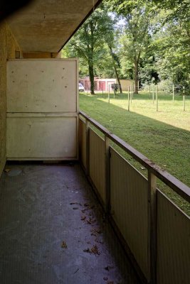 schöne 2 ZKB Wohnung mit Balkon und großer Wohnküche im EG