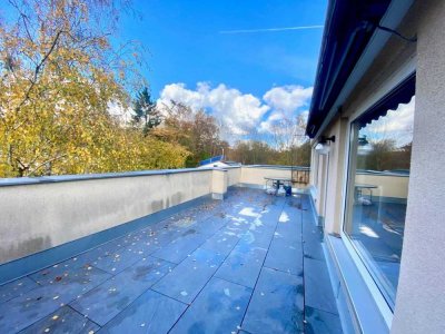 Idyllisch gelegenes Penthouse – 2-Zimmer-Wohnung mit großer Terrasse in Berlin-Hakenfelde