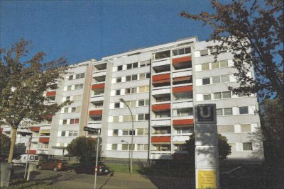 Ansprechende 3,5-Zimmer-Wohnung mit Balkon und PKW-Stellplatz in Stuttgart