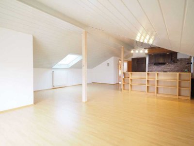 ++GROSSZÜGIGE++Dachstudiowohnung in Senden-Wullenstetten – ideal für Singles oder Paare