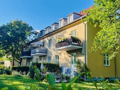 Wunderschöne Eigentumswohnung in Kladow! Balkon, Parkett, Stellplatz uvm....