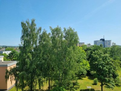 Große 1- Zimmer Wohnung in Kaufering in ruhiger Lage mit Weitblick