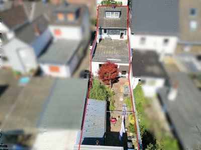 Rheindorf-Süd: Vermietetes Einfamilienhaus in Rheinnähe sucht neue Eigentümer!