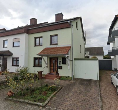 Bezaubernde Doppelhaushälfte in ruhiger Lage von Reilingen