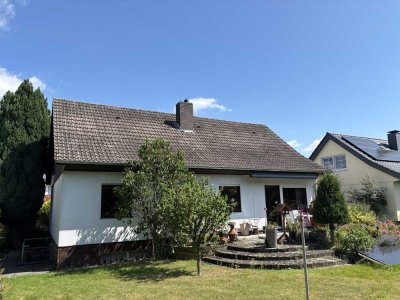 Familienfreundliches Einfamilienhaus mit großem Garten