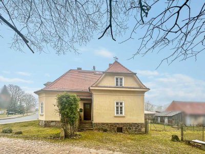 Charmantes Zweifamilienhaus unter Denkmalschutz in Mesendorf bei Pritzwalk
