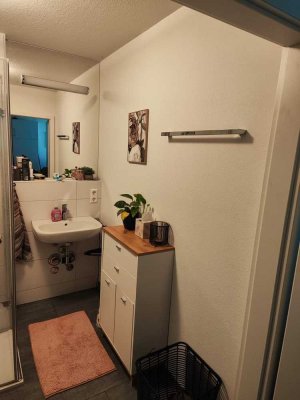 Neuwertige 1,5-Zimmer-Wohnung mit Balkon im EG und Einbauküche in Crailsheim