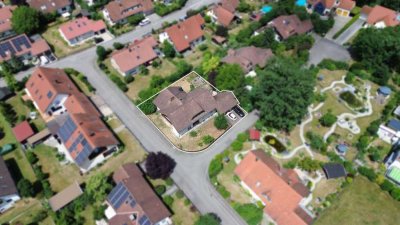 RESERVIERT - Teilsaniertes Wohnjuwel mit Wintergarten, Kachelofen und idyllischem Gartengrundstück!