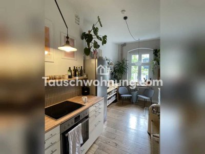 Tauschwohnung: 2-Zimmer-Altbau mit Balkon gg. größer
