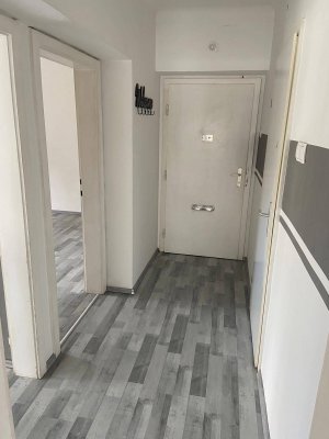 Gemütliche 2-Zimmer Wohnung mit Balkon und Parkplatz