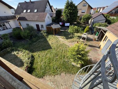 2 ZKB mit Terrasse im EG und 4 ZK2B und Terrasse im OG und DG in freistehendem Haus mit Garten