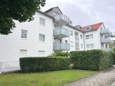Gute Lage, guter Schnitt: helle 2-Zimmer-Wohnung in Siegertsbrunn bei München