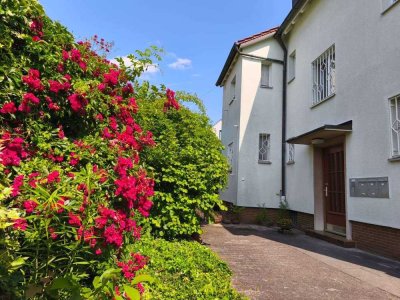 Zum Glück für die Familie! 3-Familienhaus in guter Lage mit großem Garten, Laube und Garage