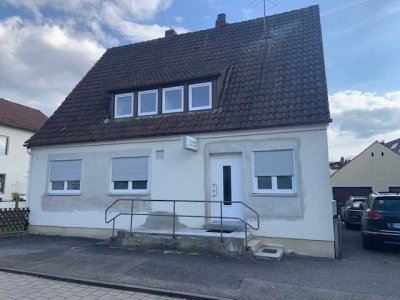 Handwerker Willkommen!! Eckental: Haus, teilrenoviert, zu verkaufen !