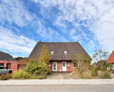 Zweifamilienhaus ( 2 x DHH ) mit Garage und Doppelgarage in ruhiger Nebenstraße