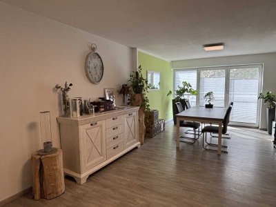 Exklusive, neuwertige 3-Raum-Wohnung mit gehobener Innenausstattung und EBK in Ettenheim
