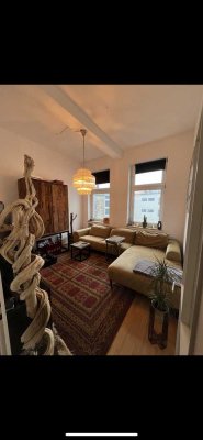 Stilvolle 2-Zimmer-Wohnung mit Altbaucharme direkt am Theaterplatz in Aachen