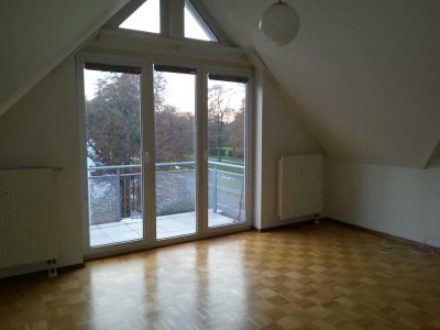 schöne 3,5 Zimmer Wohnung mit EBK in Schwetzingen zu vermieten