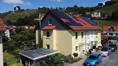 Exklusives Reihenendhaus in Radebeul mit Weinberg - Jacobsteinblick & 2 Tiefgaragestellpätzen
