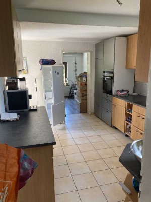 Günstiges 6-Zimmer-Einfamilienhaus mit EBK in Bad Friedrichshall