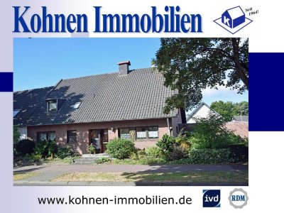 Brüggen: Großes Baugrundstück mit Wohnhaus, Einliegerwohnung  und  weiterem Bebauungspotenzial