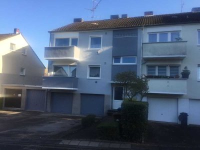 Schöne, geräumige ein Zimmer Wohnung mit Balkon + Garage +Gartennutzung in Paffrath, RUHIGLAGE!!!