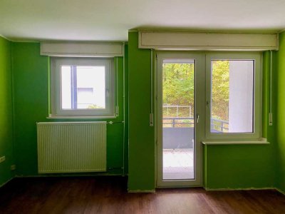 Wir renovieren für Sie - 3-Zimmer-Wohnung mit Tageslichtbad und Balkon
