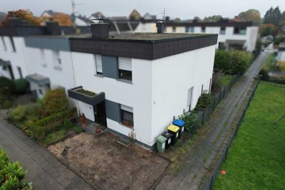 Reihenendhaus mit Garage und Garten in Paderborn-Wewer