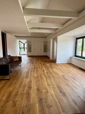Frisch sanierte, lichtdurchflutete Penthousewohnung mit 134 m² – Exklusives Wohnen über den Dächern
