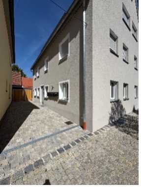 Attika-Wohnung mit 3,5 Zimmern und Balkon in Hilpoltstein