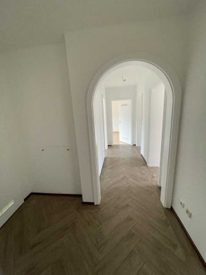 Helle 4 Zimmer Wohnung in ruhiger Lage am Siebentischwald