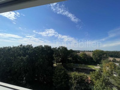 Wunderschöne Wohnung mit seitlichem Meerblick!