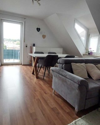 Geschmackvolle 2-Zimmer-Maisonettewohnung mit Balkon und Einbauküche in Lahr/Schwarzwald