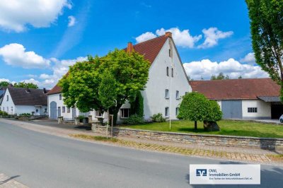 Ehemalige Hofstelle in der Ortsmitte mit eigenen Heder-Quellen auf dem Grundstück!