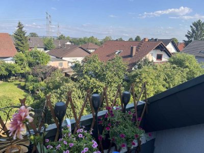 Gemütliche Wohnung mit zwei Zimmern sowie Balkon und EBK in Philippsburg