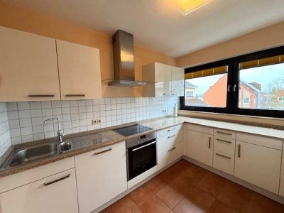 61184 Karben, 5Zi, EBK, Tgl.-Bad, G-WC, Wfl. ca. 114m², Stellpl., kein Balkon, ruhige  zentrale Lage