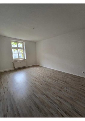 3-Raum Wohnung in Halberstadt ruhige Wohnlage gr. Balkon