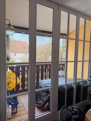 Neubau - 2 Zi Whg mit Balkon im Dachgeschoss eines Baudenkmals: Denkmalschutz trifft Hybridheizung