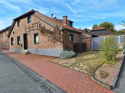Preiswertes 4-Raum-Einfamilienhaus in Niederkrüchten-Elmpt
