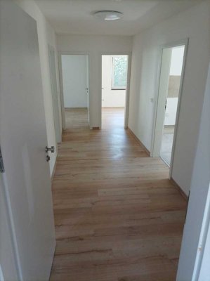 Sanierte 4-Zimmer-Wohnung in Schramberg mit Einbauküche